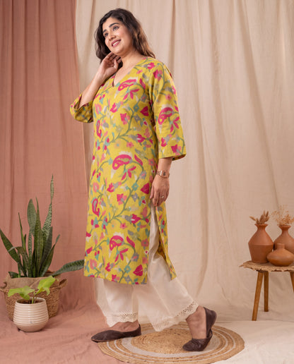 Amthi Yellow Floral Printed Straight Kurta For Women